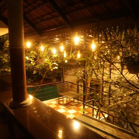 Mi Casa Tu Casa Homestay Kochi Exterior photo