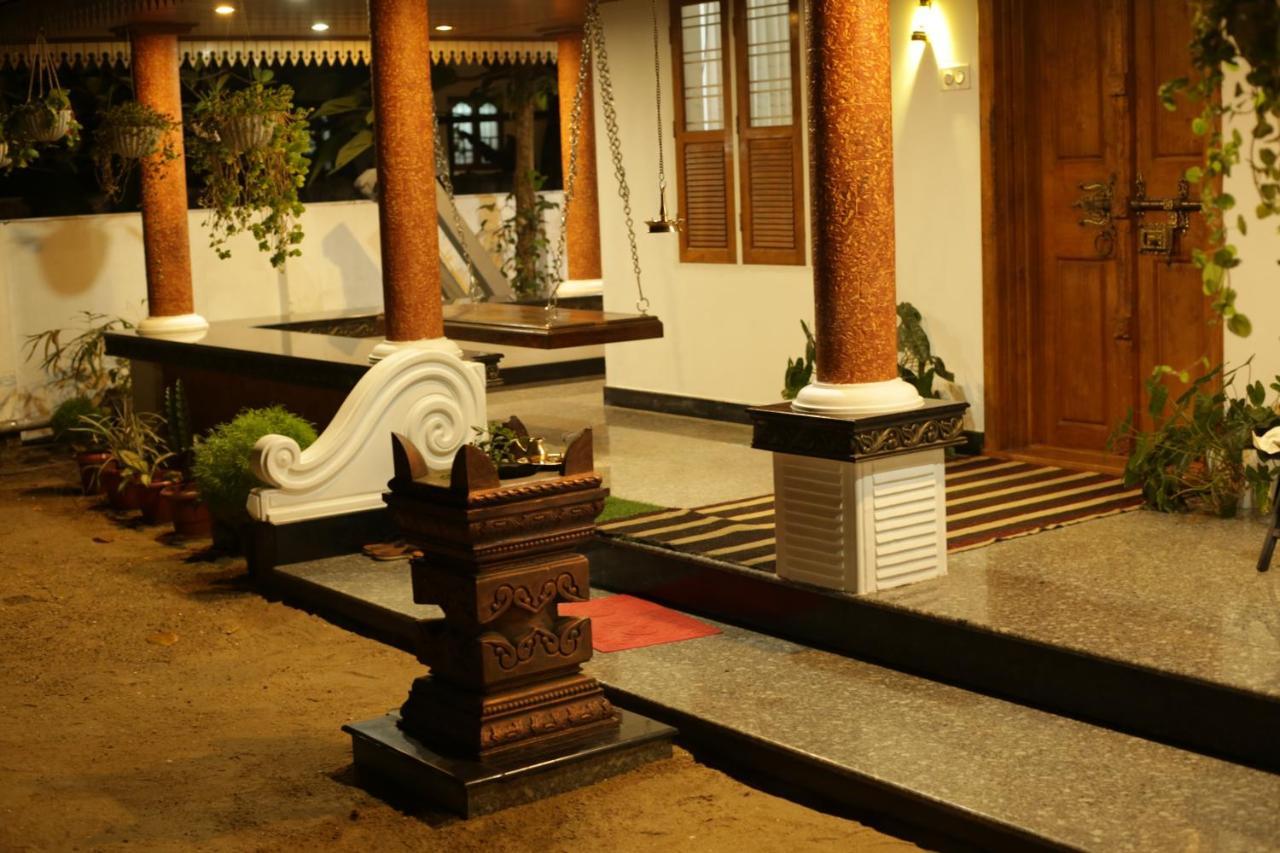 Mi Casa Tu Casa Homestay Kochi Exterior photo